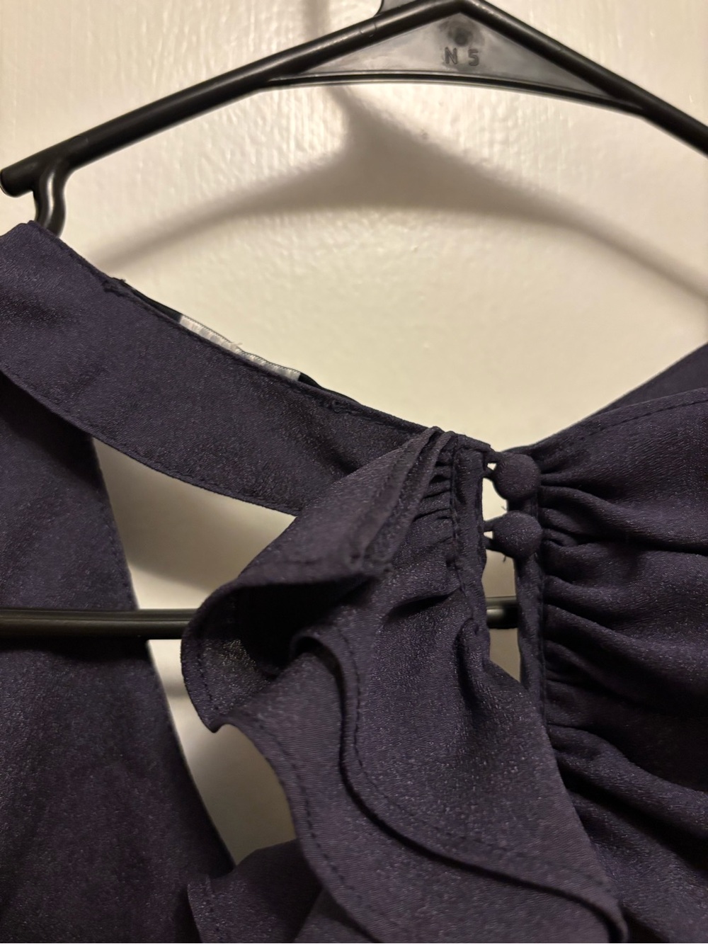Naked Zebra Navy Blue Ruffled Racerback Layered Flowy Blouse Small - Picture 4 of 4